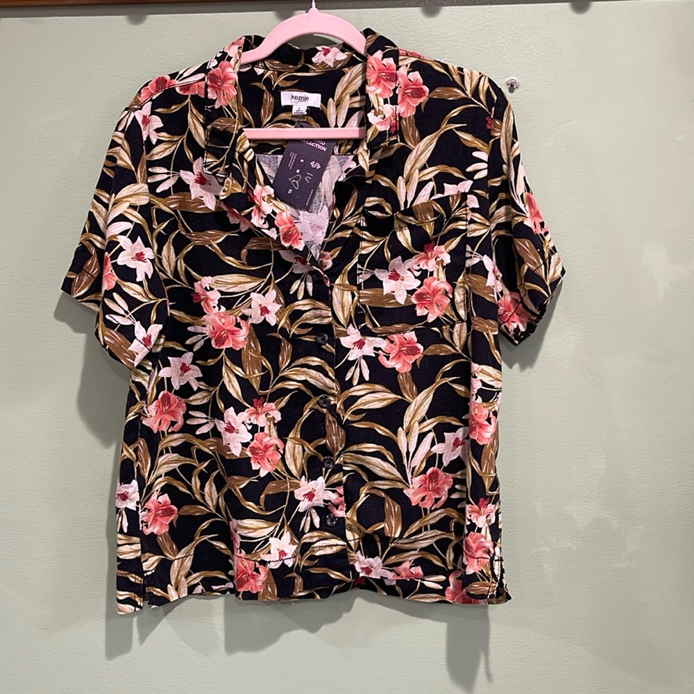 Kensie Linen top